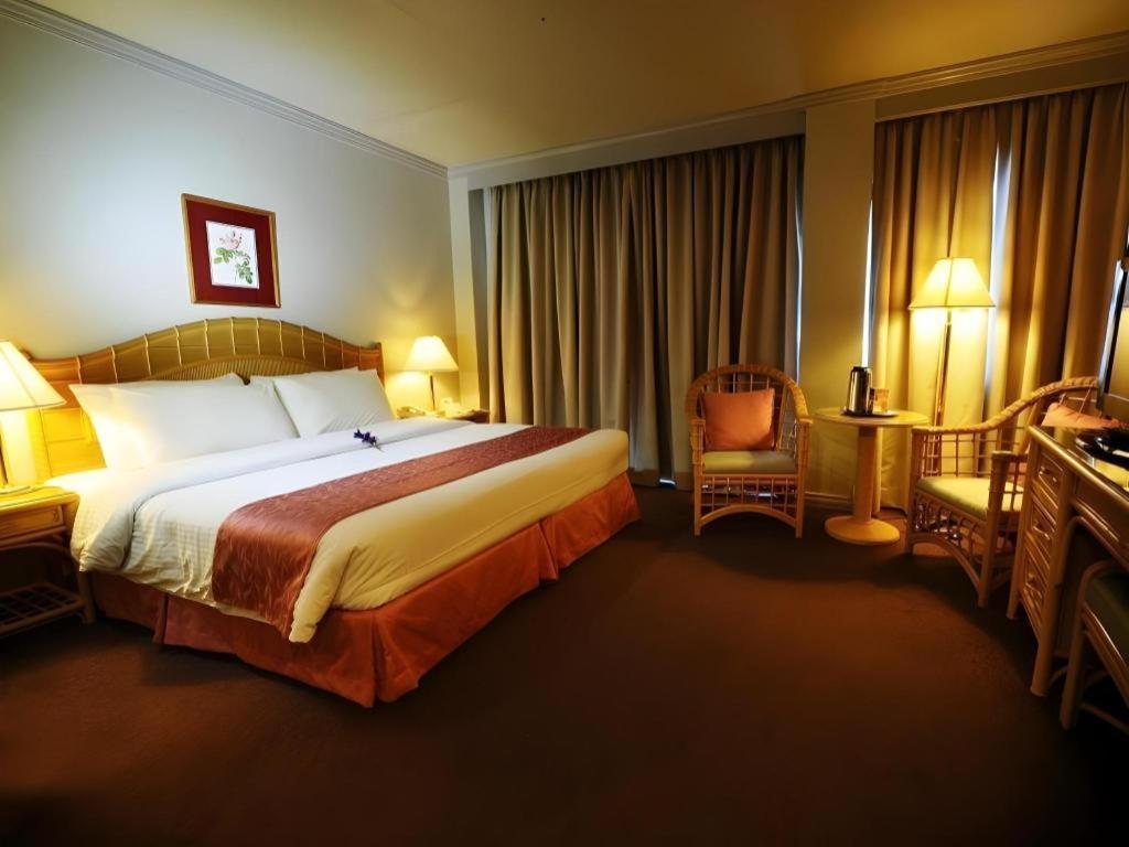 Casa Leticia Boutique Hotel Davao Экстерьер фото