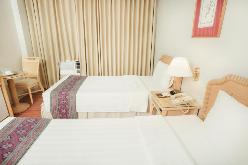 Casa Leticia Boutique Hotel Davao Экстерьер фото