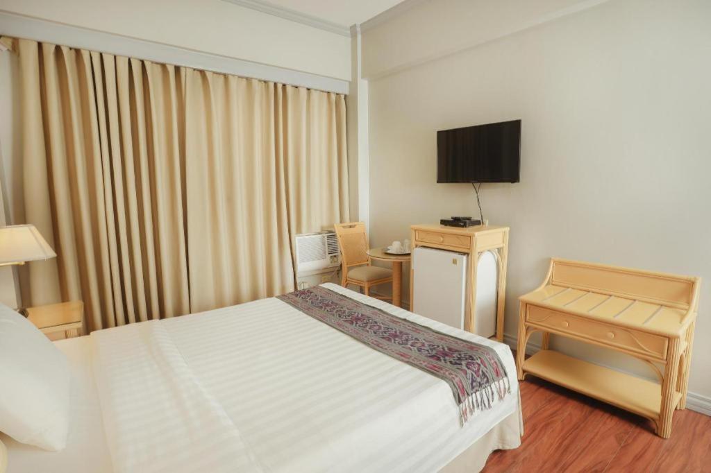 Casa Leticia Boutique Hotel Davao Экстерьер фото