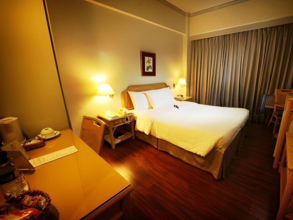 Casa Leticia Boutique Hotel Davao Экстерьер фото