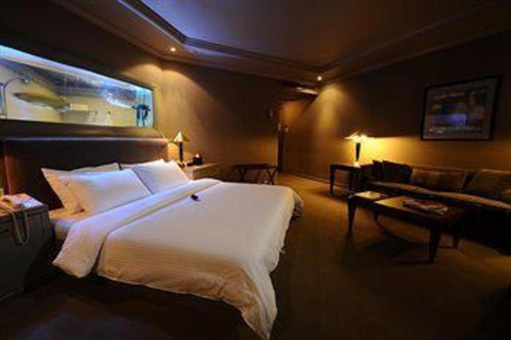 Casa Leticia Boutique Hotel Davao Экстерьер фото