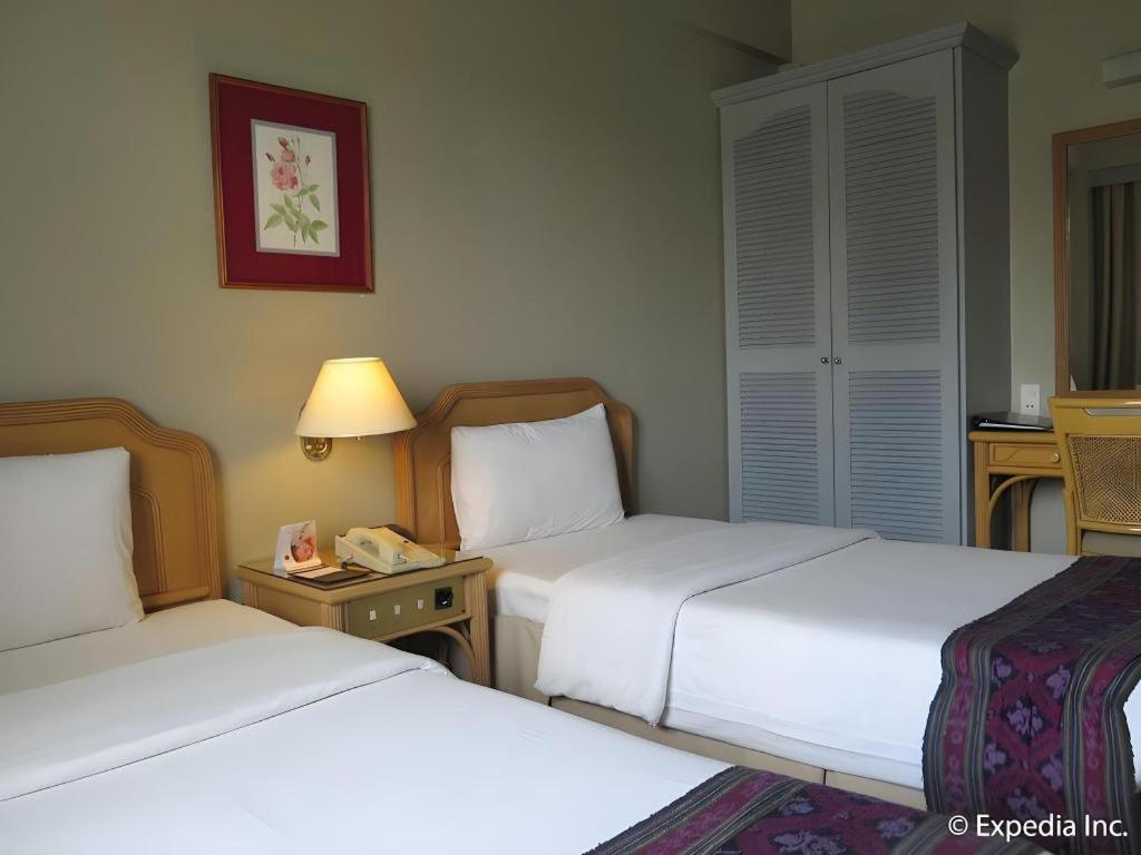 Casa Leticia Boutique Hotel Davao Экстерьер фото