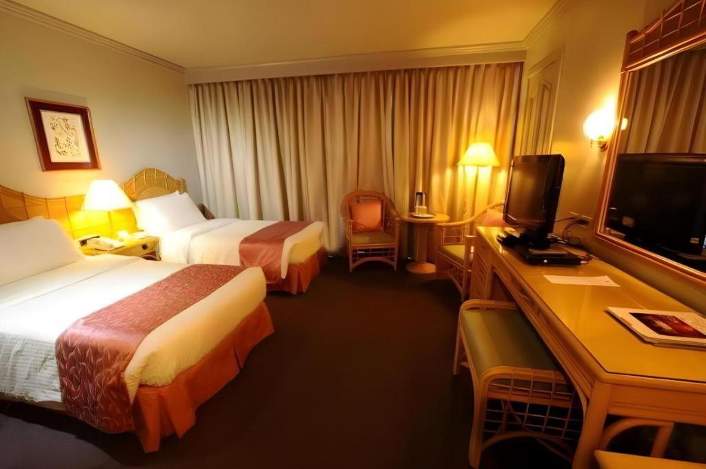 Casa Leticia Boutique Hotel Davao Экстерьер фото